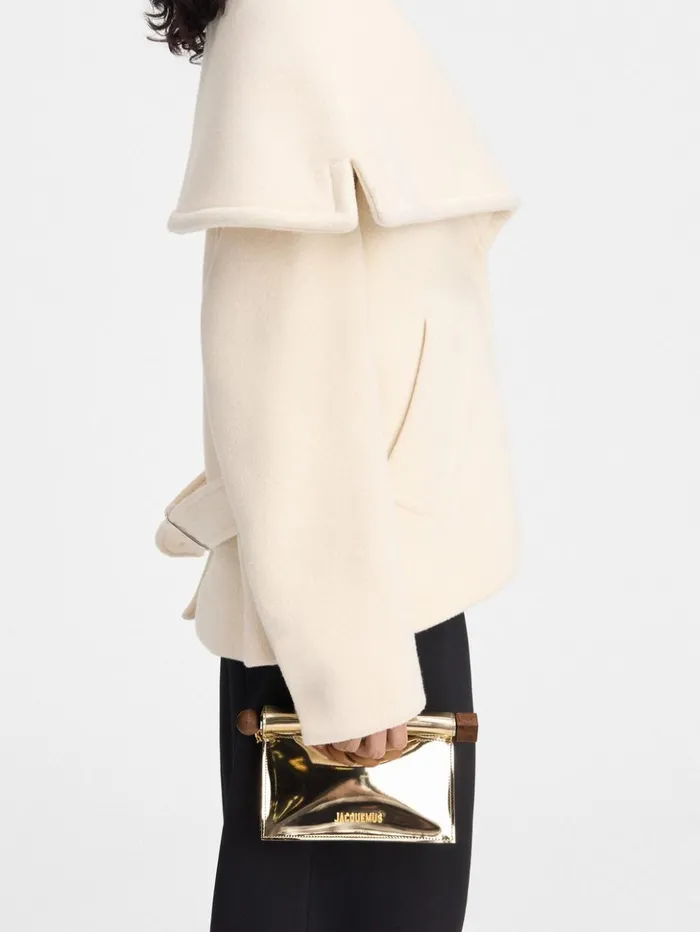 Women Crossbody and Handbags JACQUEMUS The Small Rond Carr Clutch Gold Women Crossbody and Handbags JACQUEMUS The Small Rond Carr Clutch Gold