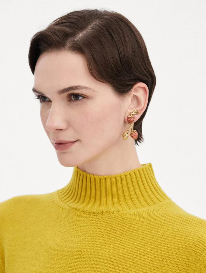 Women Earrings Oscar De La Renta Strawberry ClipOn Earrings Red Women Earrings Oscar De La Renta Strawberry ClipOn Earrings Red