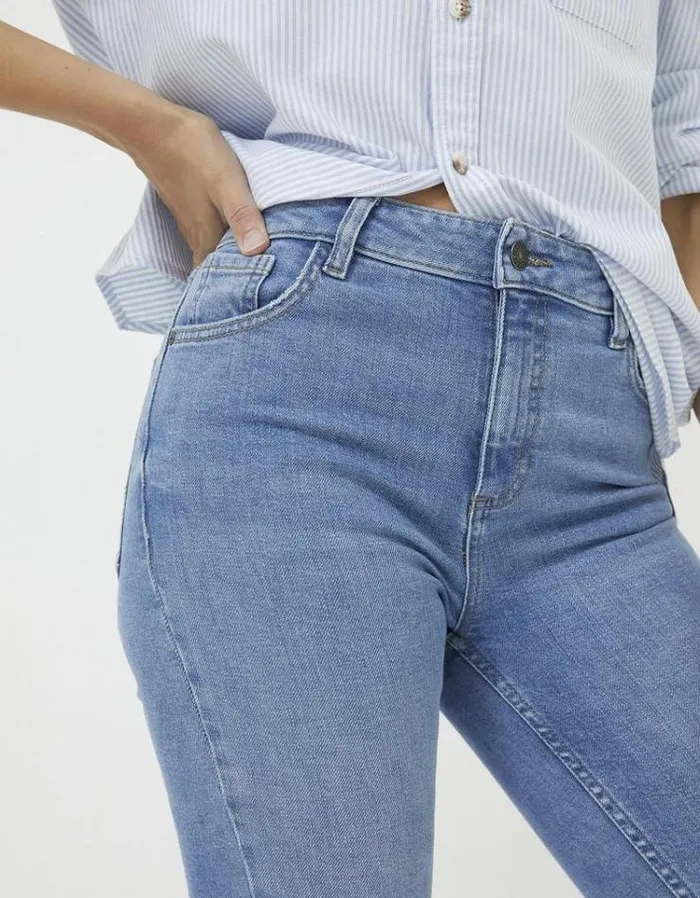 Women FatFace Jeans and Dungarees Sway Slim Leg Comfort Stretch Jeans Vintagepale