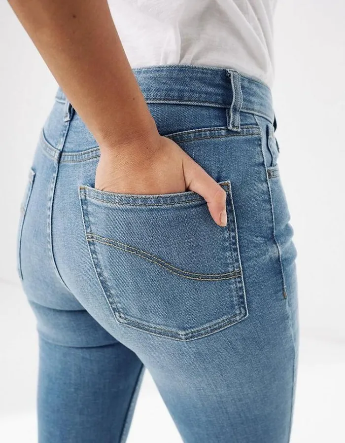 Women FatFace Jeans and Dungarees Sway Slim Leg Comfort Stretch Jeans Vintagepale