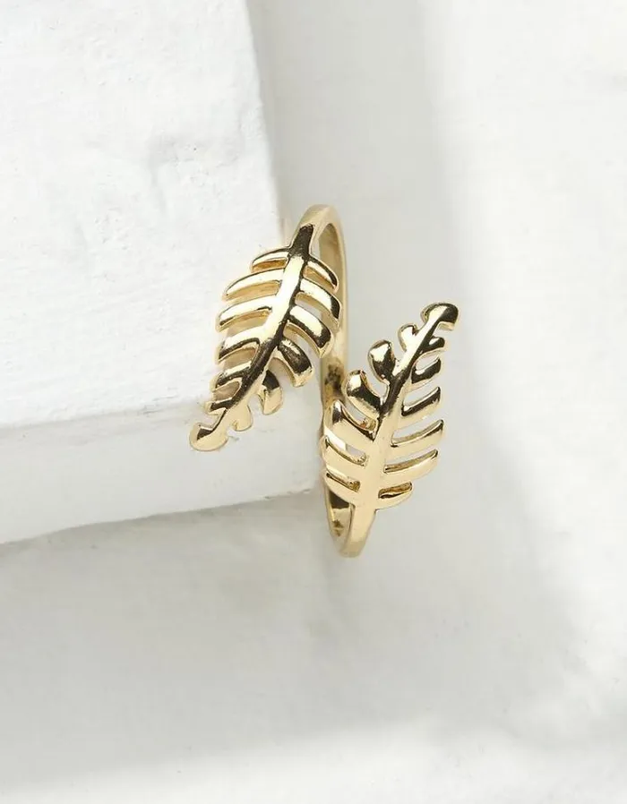 Women FatFace Jewelry Leaf Ring Gold