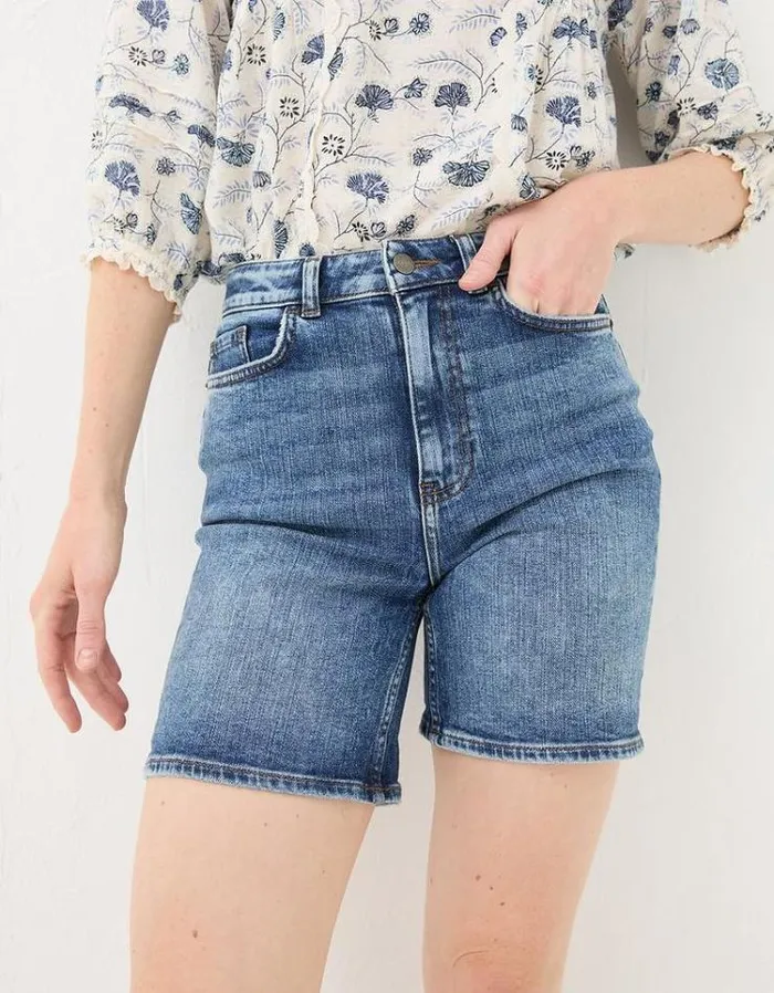 Women FatFace Vacation Shop Darley Denim Shorts Vintage Blue