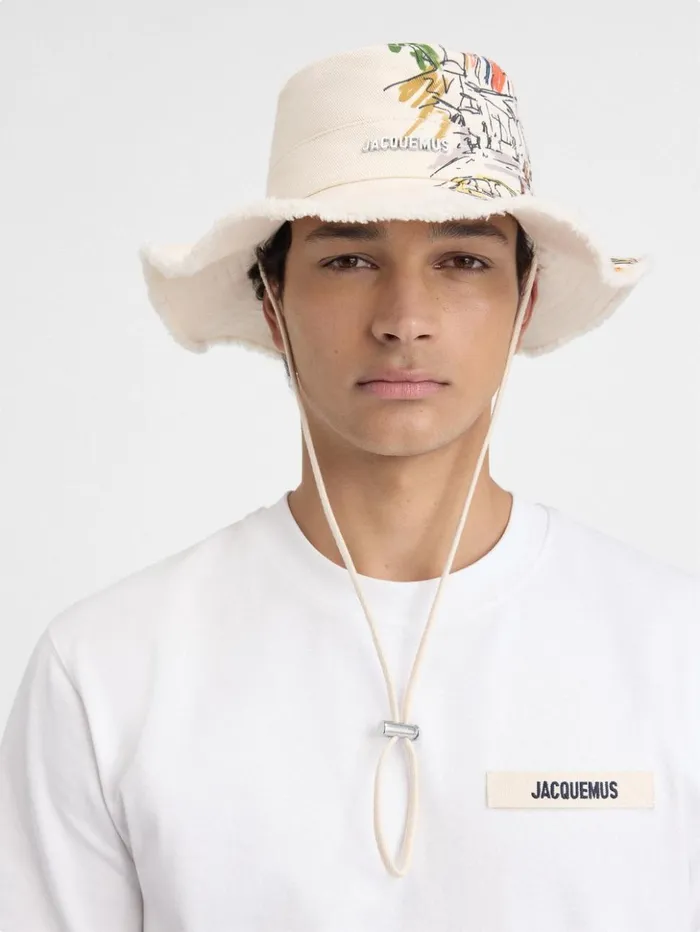WomenMen Hats JACQUEMUS The Artichaut Bucket Hat Print Capri Cars White WomenMen Hats JACQUEMUS The Artichaut Bucket Hat Print Capri Cars White