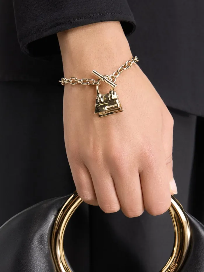 WomenMen Jewellery JACQUEMUS The Chiquito Toggle Charm Bracelet Light Gold WomenMen Jewellery JACQUEMUS The Chiquito Toggle Charm Bracelet Light Gold