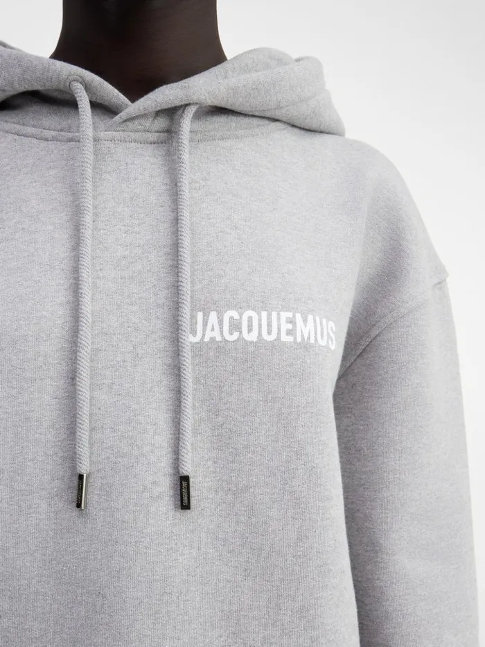 WomenMen Sweatshirts and Joggings JACQUEMUS The Jacquemus Sweatshirt Grey WomenMen Sweatshirts and Joggings JACQUEMUS The Jacquemus Sweatshirt Grey