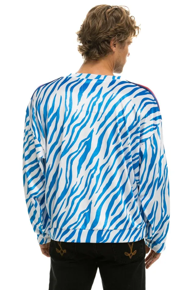 WomenMen Tops Aviator Nation CLASSIC VELVET RELAXED SWEATSHIRT 8211 BLUE TIGER WomenMen Tops Aviator Nation CLASSIC VELVET RELAXED SWEATSHIRT 8211 BLUE TIGER