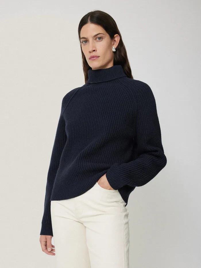 Women Merino Fishermans Rib Jumper Navy Jigsaw Knitwear and Cashmere
