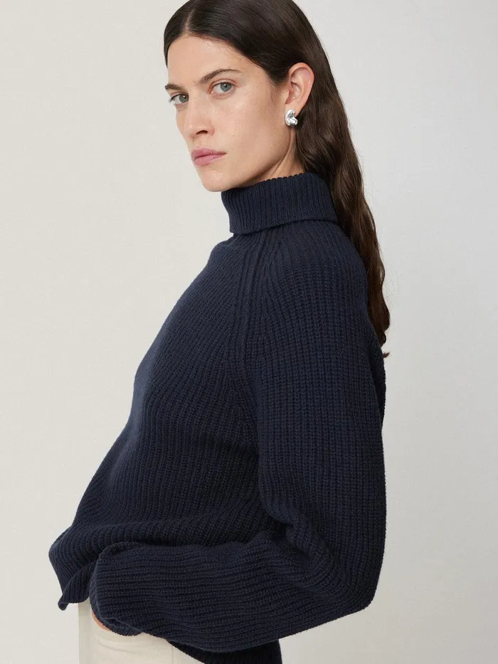 Women Merino Fishermans Rib Jumper Navy Jigsaw Knitwear and Cashmere