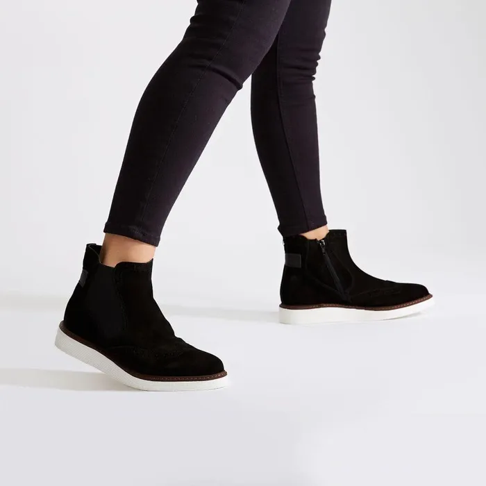 Women Moda In Pelle Black Boots Cheena Black Suede