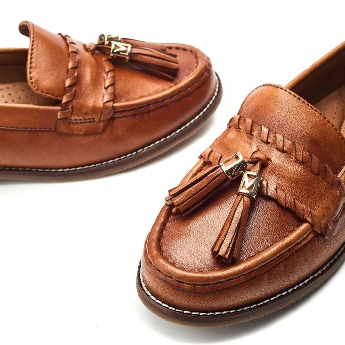 Women Moda In Pelle Brogues And Loafers Espelette Tan Leather