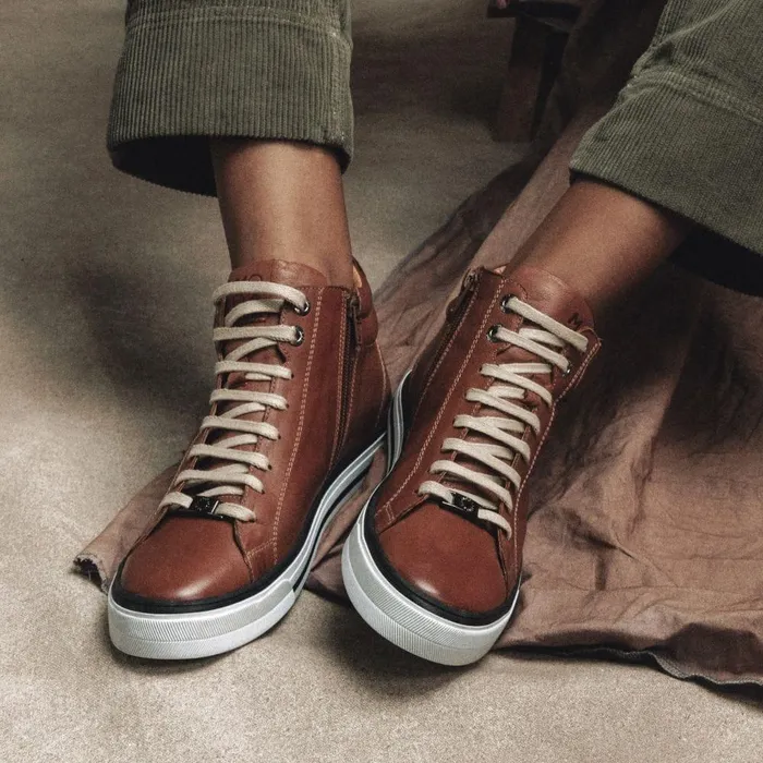 Women Moda In Pelle Casual Trainers Aleize Tan Leather