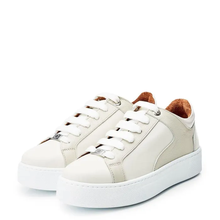Women Moda In Pelle Casual Trainers Brienau Off White Leather