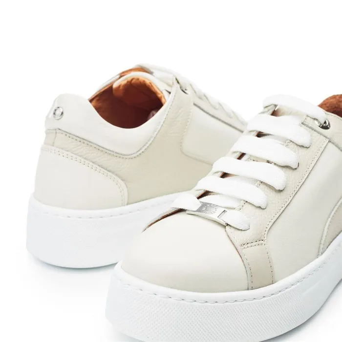 Women Moda In Pelle Casual Trainers Brienau Off White Leather