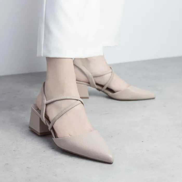 Women Moda In Pelle Court Shoes Caydence Cameo Leather