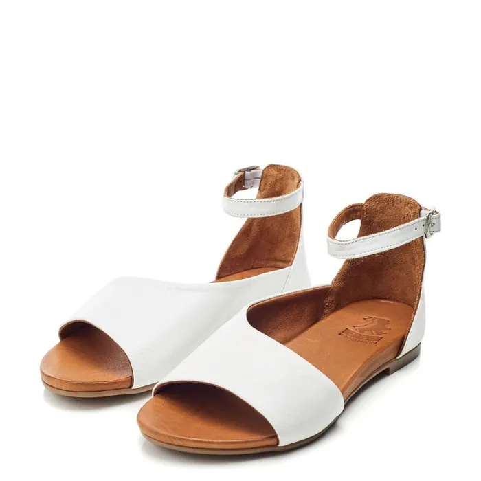 Women Moda In Pelle Flat Sandals Bsoleful BBasel White Leather