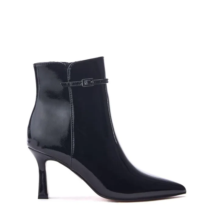 Women Moda In Pelle Heeled And Wedge Boots Pierres Black Patent