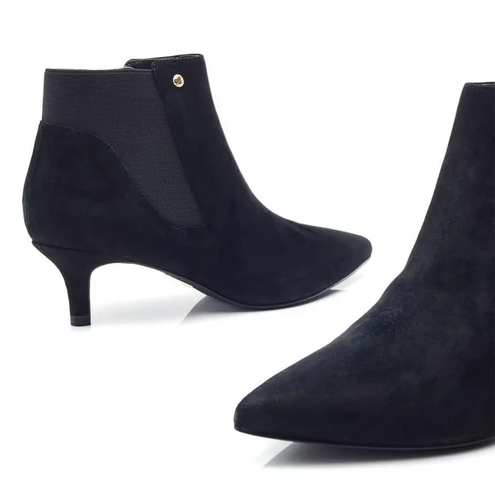 Women Moda In Pelle Heeled And Wedge Boots Qute Black Suede