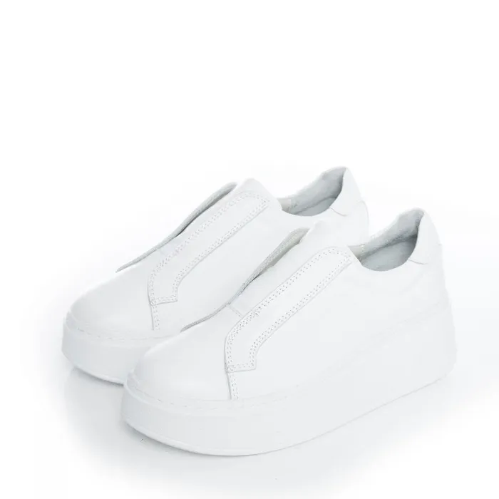 Women Moda In Pelle SlipOn Trainers Bsoleful B Axell White Leather