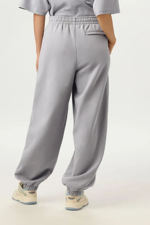 Women Pants and Shorts Fila Apex Relaxed Jogger 051 Ultimate Grey Women Pants and Shorts Fila Apex Relaxed Jogger 051 Ultimate Grey