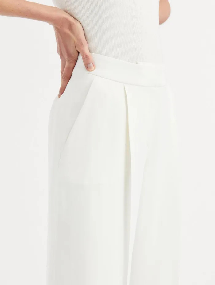 Women Pants and Skirts Oscar De La Renta High Waisted Wide Leg Pant Ivory Women Pants and Skirts Oscar De La Renta High Waisted Wide Leg Pant Ivory
