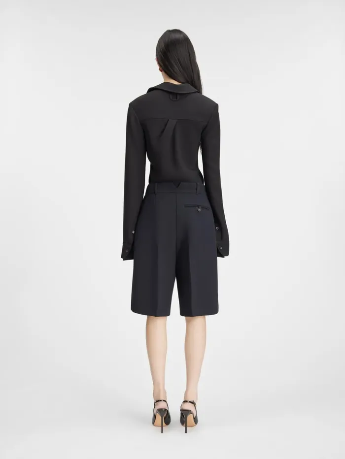 Women Trousers and Shorts JACQUEMUS The Ovalo Bermuda Shorts Black Women Trousers and Shorts JACQUEMUS The Ovalo Bermuda Shorts Black